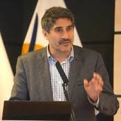 انتقاد دانشمند ایرانی از دگماتیسم آمریکایی